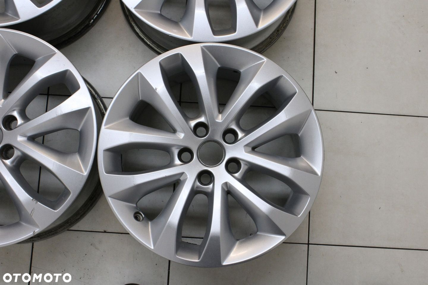 FORD KUGA S-MAX GALAXY FELGI ALUMINIOWE 17" 7.5JX17H2 ET52.5 BV4J-1007-AA - 4