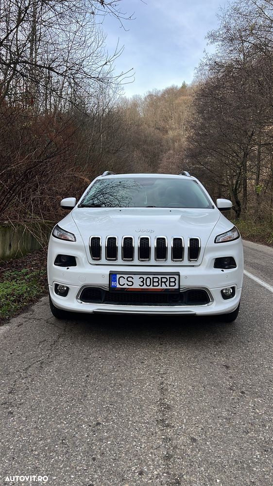 Jeep Cherokee - 8