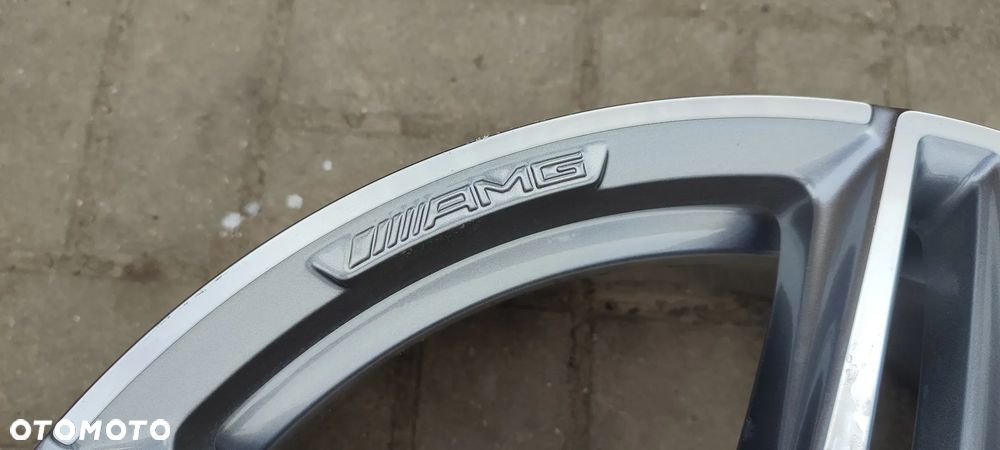 FELGI ALUMNIOWE 2134012000 5x112 AMG 8Jx19 CALI ET43 STOPNIOWANE 2134013800 8Jx19 CALI ET20 MERCEDES W213 I INNE - 8