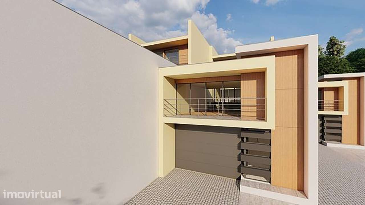 Moradia Gaveto em Estrutura a 3 minutos do centro de Vila Verde - Grande imagem: 4/9