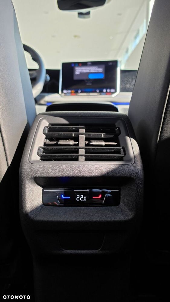 Volkswagen Tiguan 1.5 eTSI R-Line Plus DSG - 24
