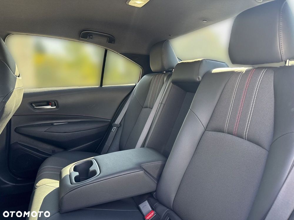 Toyota Corolla 1.8 Hybrid GR Sport - 16