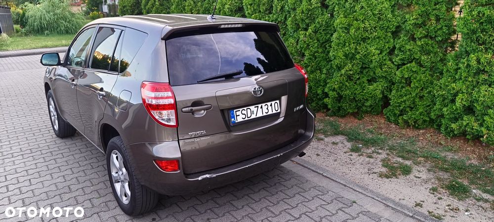 Toyota RAV4 2.2 D-4D Premium - 4