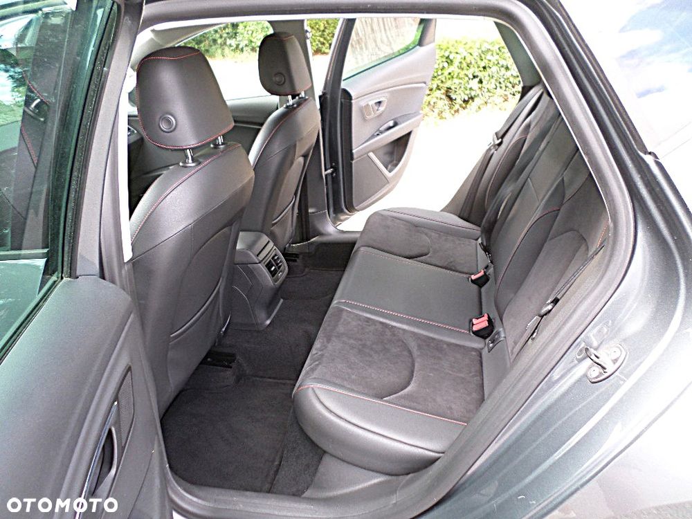Seat Leon 2.0 TDI DPF FR - 11
