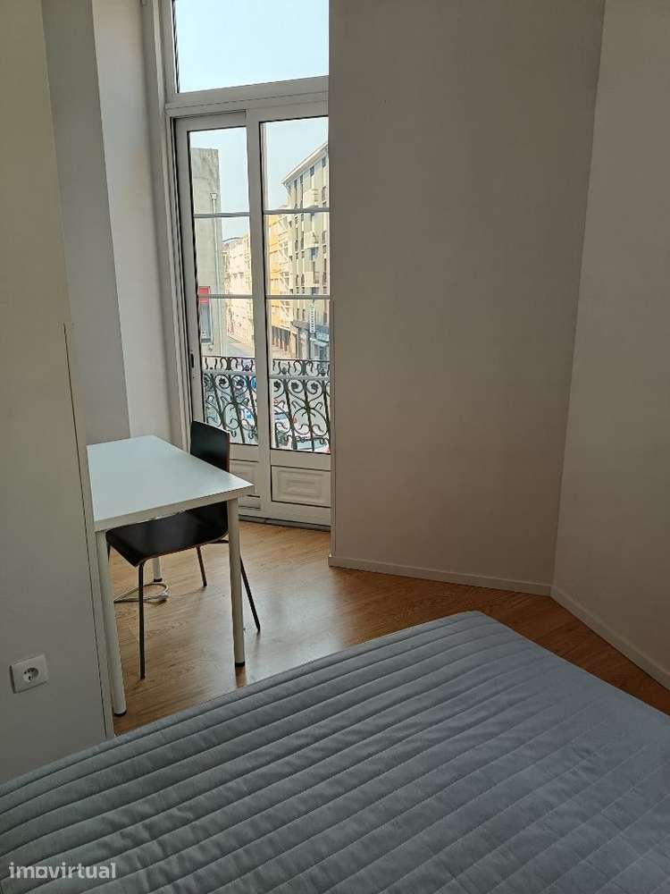 Apartamento T3 Mobilado e Equipado em Cedofeita-Porto - Grande imagem: 4/10