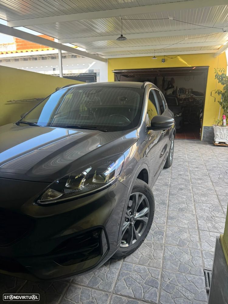 Ford Kuga 2.5 FHEV ST-Line - 2