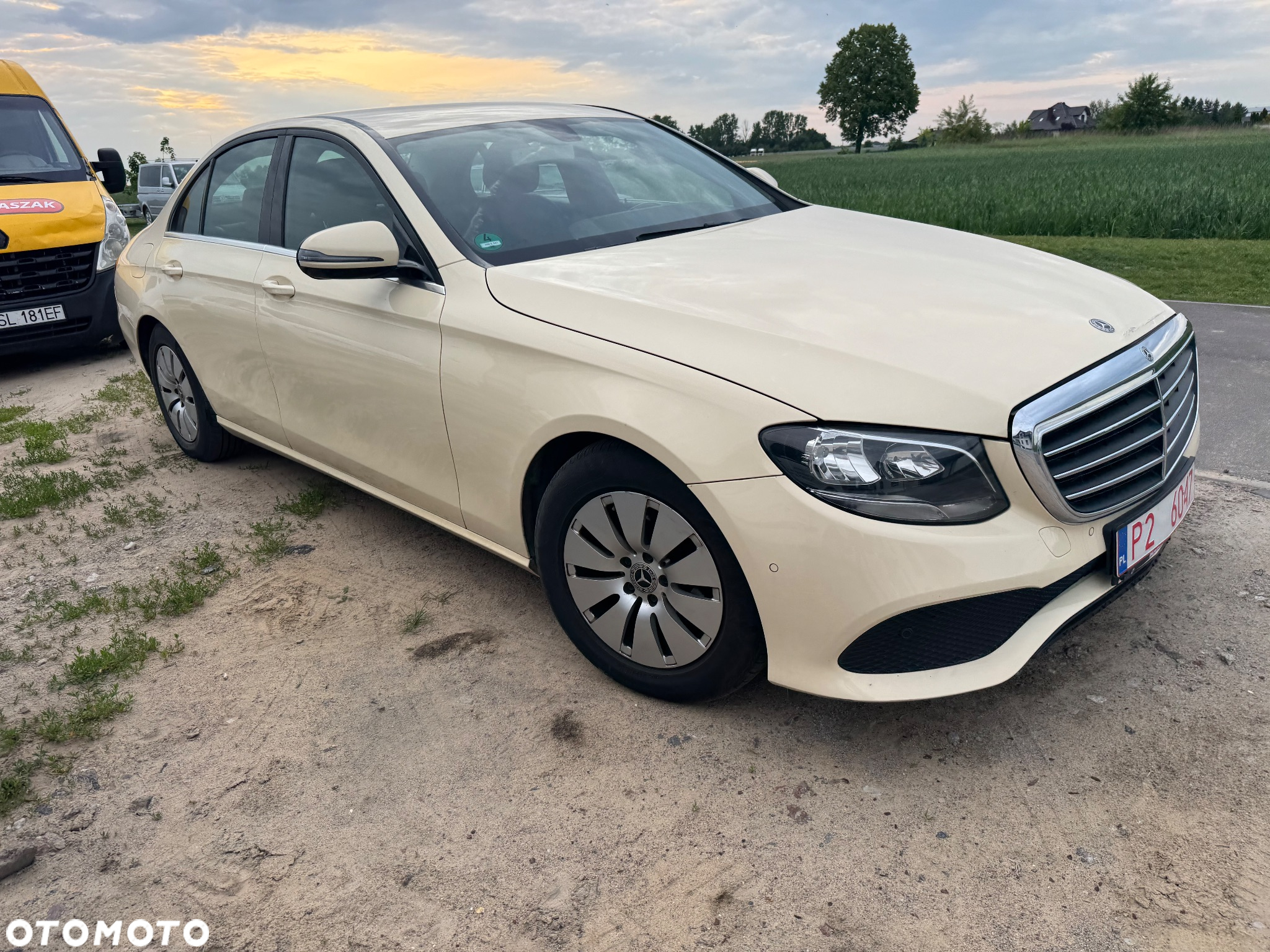 Mercedes-Benz Klasa E 200 d 9G-TRONIC Avantgarde - 10