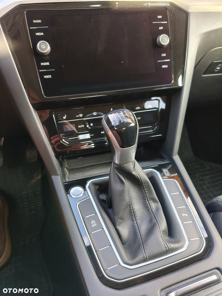 Volkswagen Passat 2.0 TDI EVO Business - 6