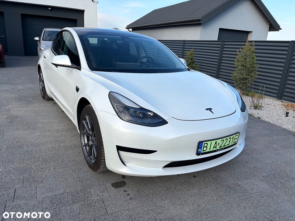 Tesla Model 3 RWD - 1