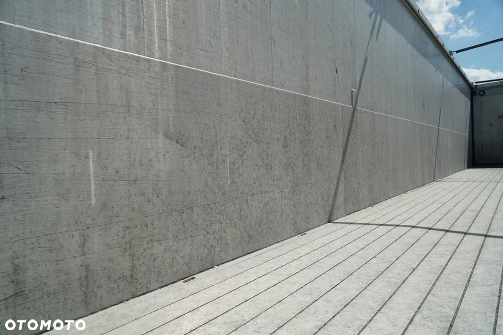 Knapen / RUCHOMA PODŁOGA / WALKING FLOOR / 92 m3 / OŚ PODNOSZONA / OSIE SAF / - 18