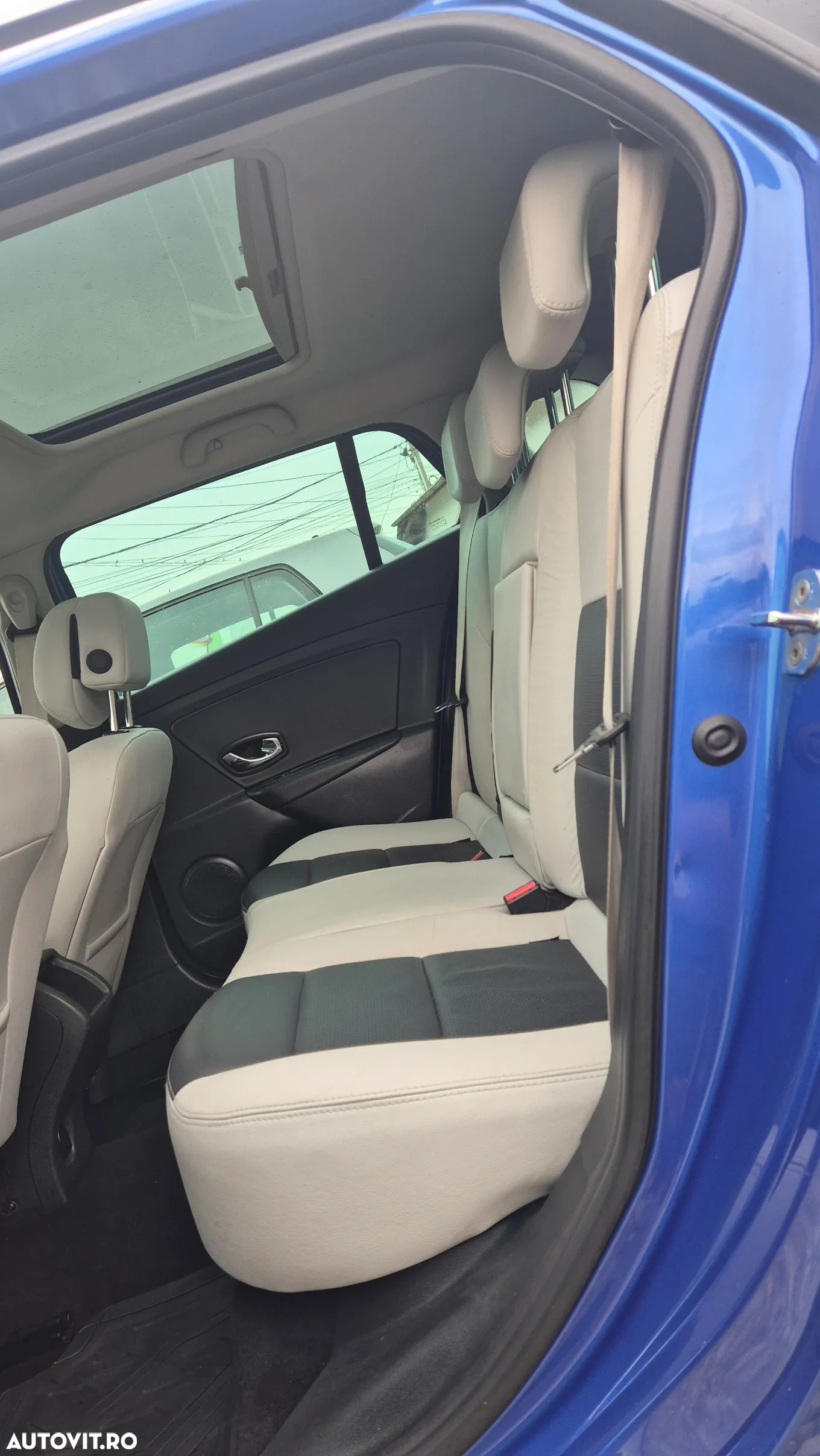 Renault Megane Sport Tourer 1.5 dCi GT Line - 8