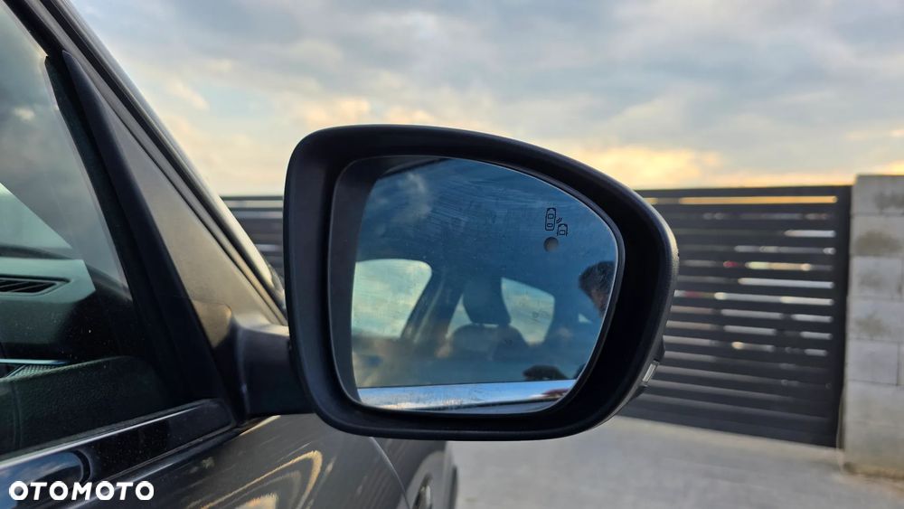 Renault Arkana E-TECH 145 INTENS - 23