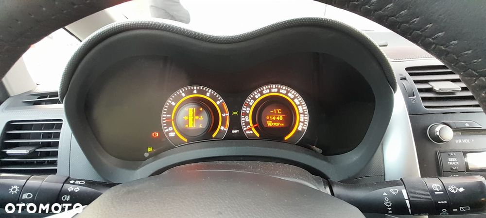 Toyota Auris 1.33 VVT-i - 10