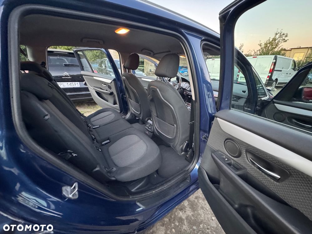 BMW Seria 2 216d Gran Tourer Sport Line - 8