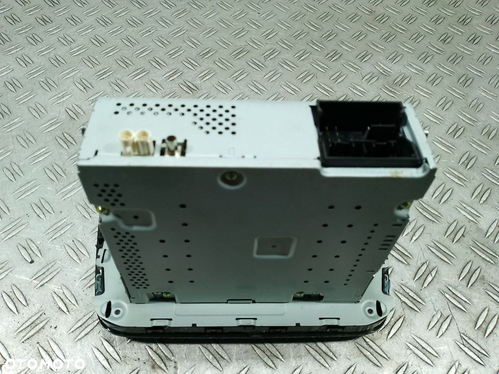 RADIO  SKODA CITIGO 1ST035867B - 6