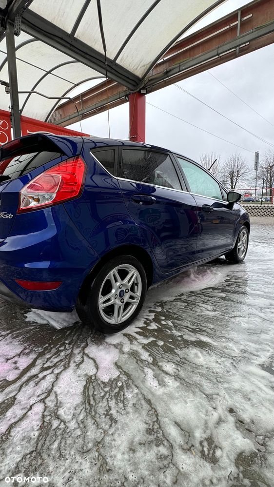 Ford Fiesta - 8