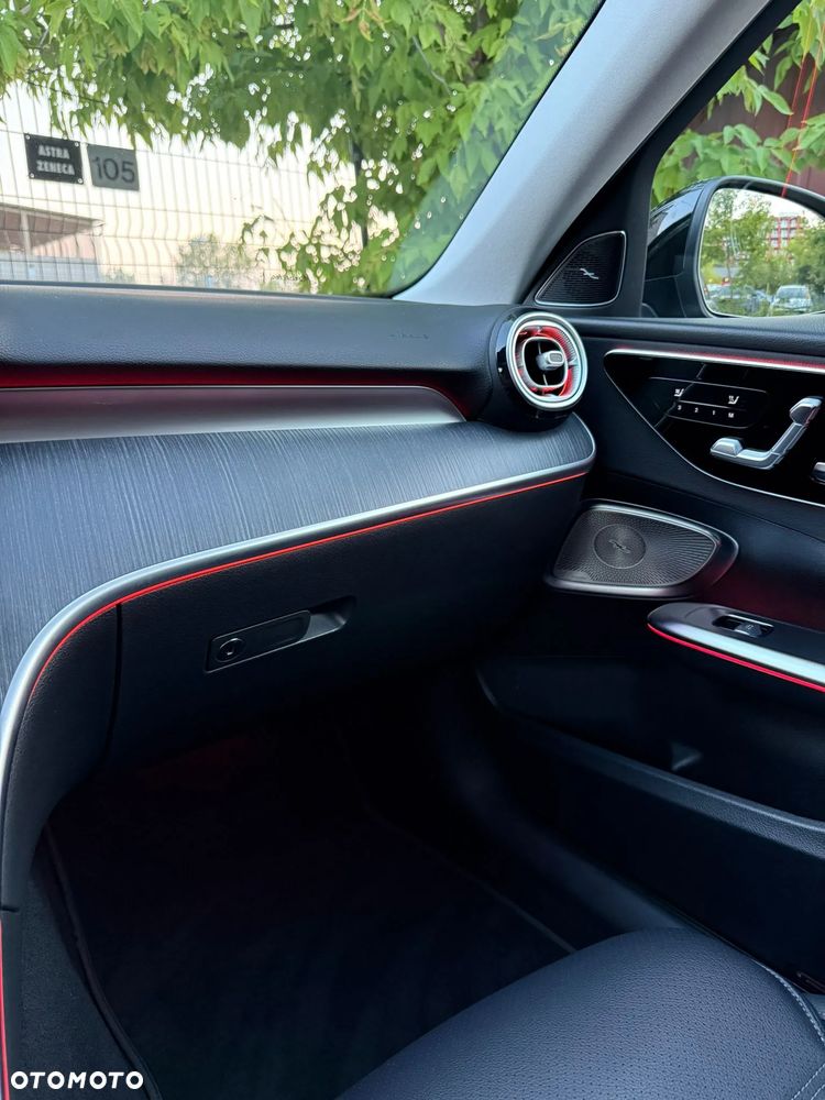 Mercedes-Benz Klasa C 300 9G-TRONIC Avantgarde - 20