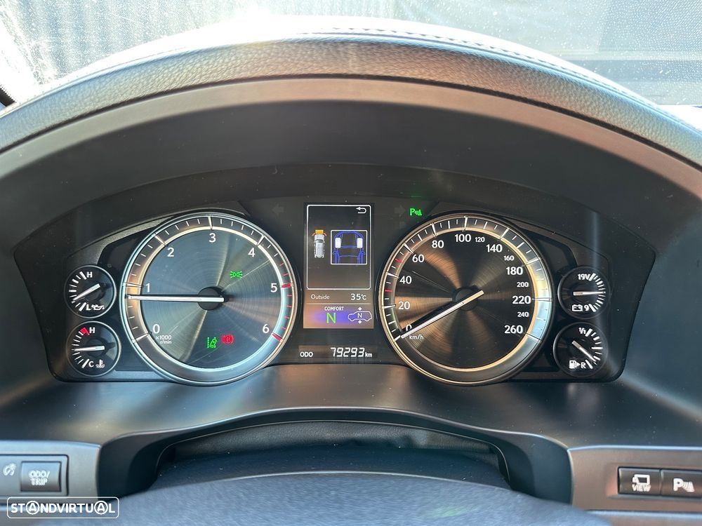 Lexus LX 450 - 28