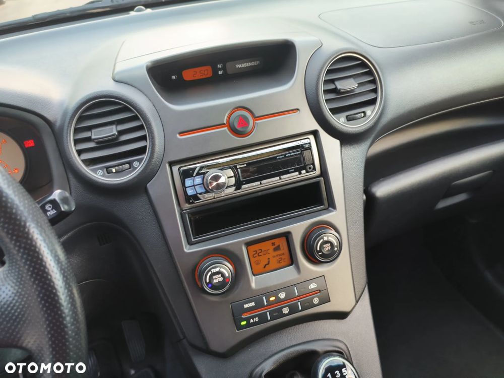 Kia Carens 2.0 CVVT Spirit - 34