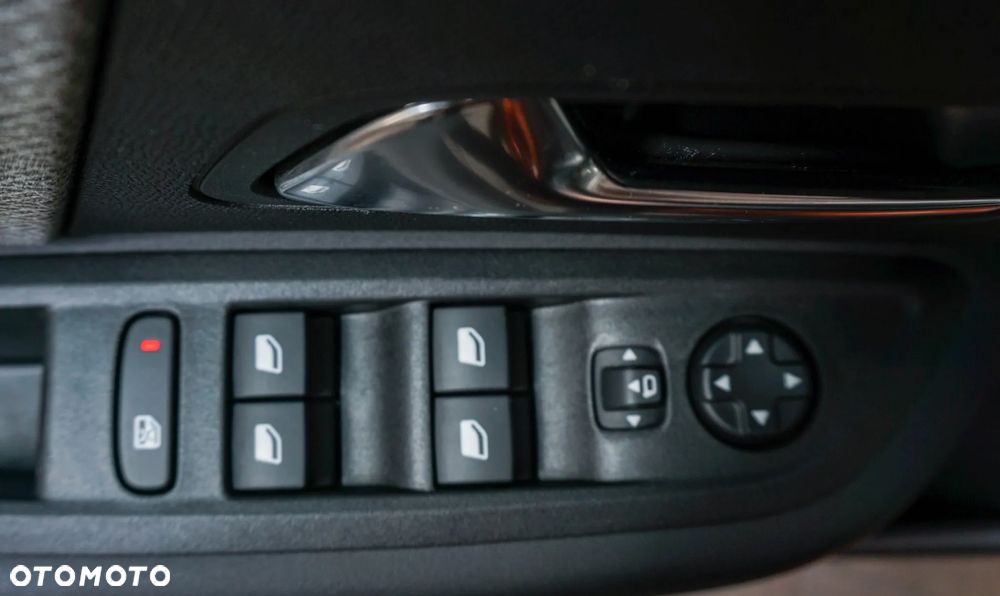Citroën C4 1.2 PureTech Shine S&S EAT8 - 25
