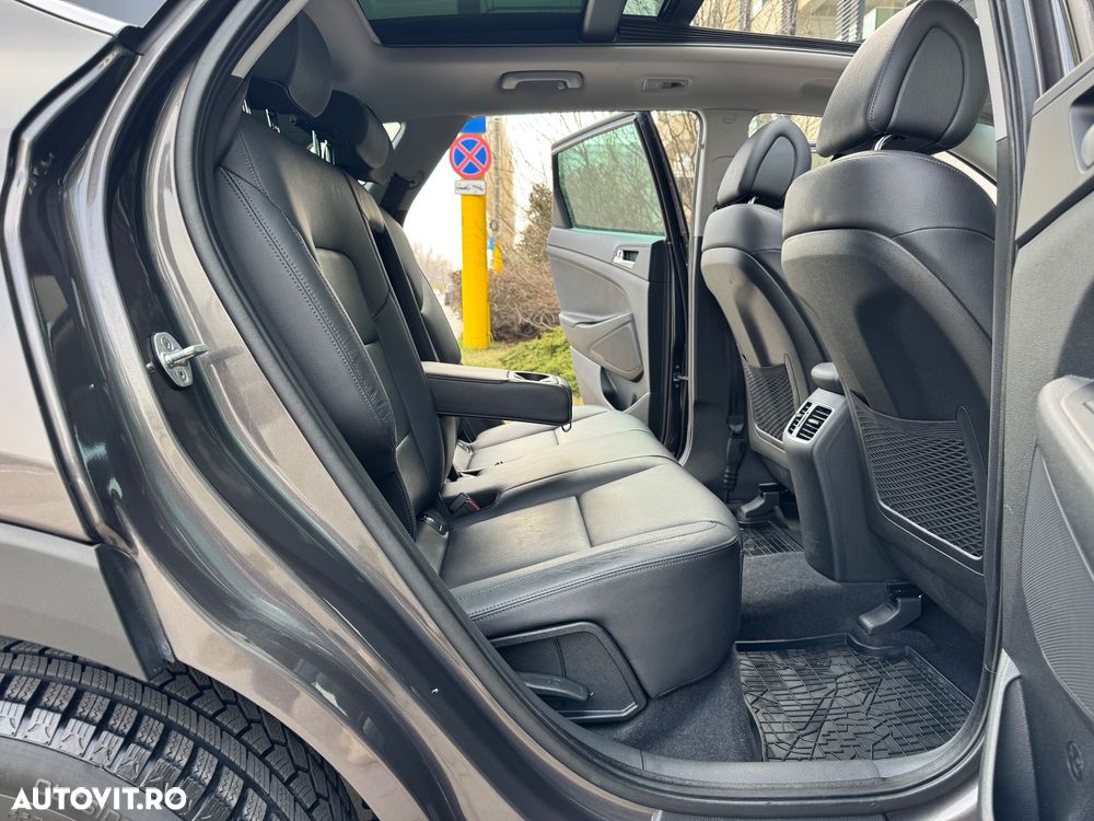 Hyundai Tucson blue 1.7 CRDi 2WD DCT Premium - 10