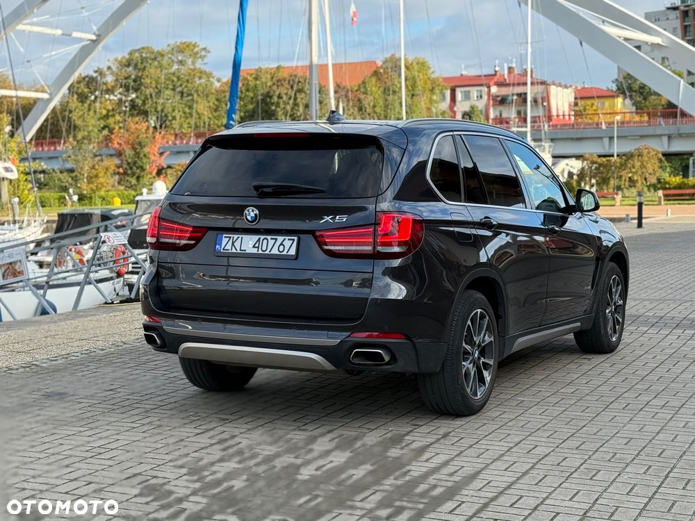 BMW X5 xDrive35i - 10