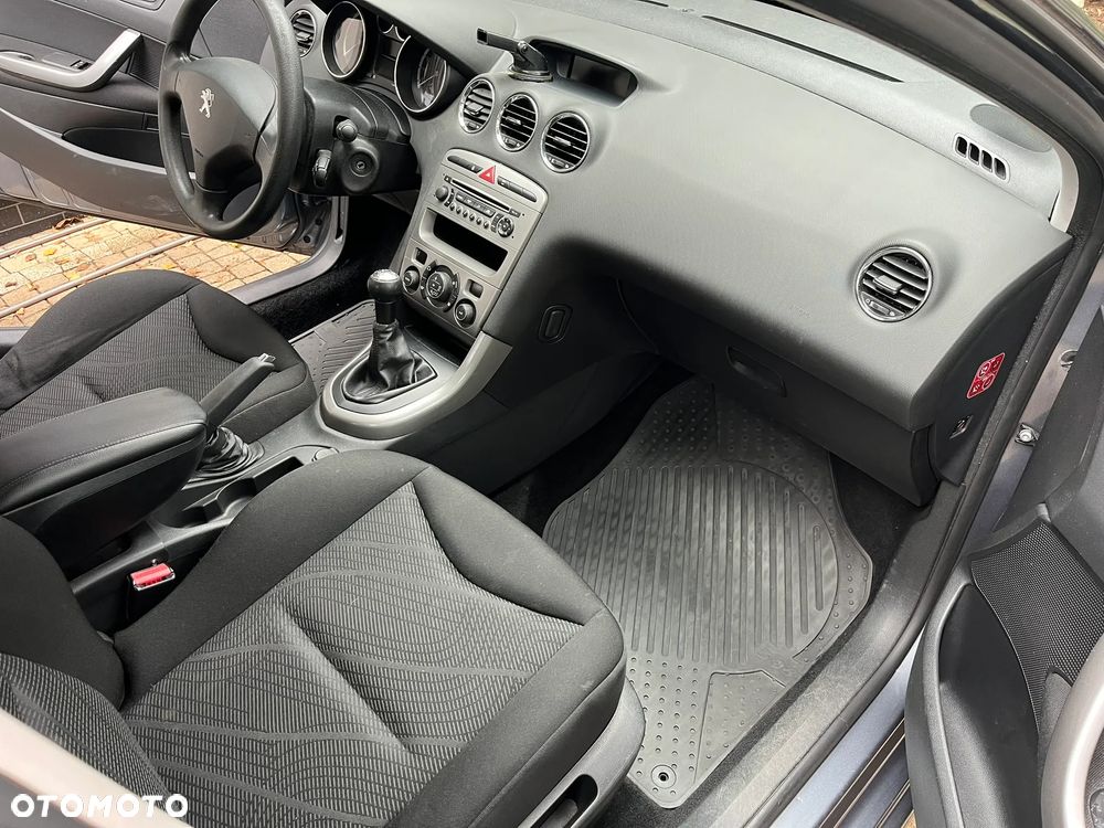 Peugeot 308 - 16