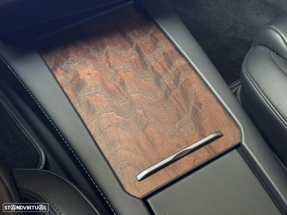 Tesla Model S Long Range AWD - 39