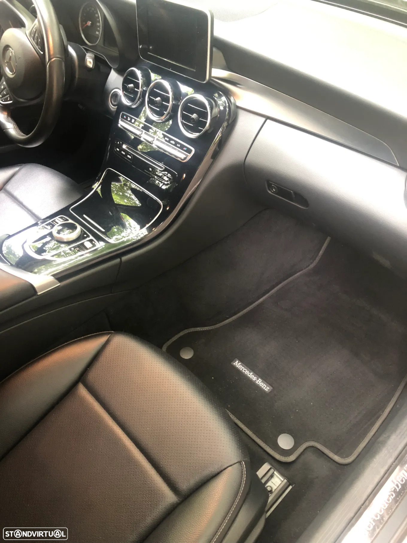 Mercedes-Benz C 200 - 11