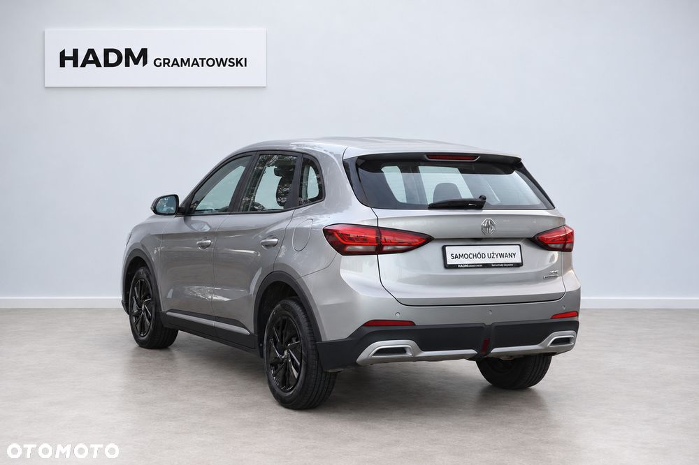 MG ZS 2025