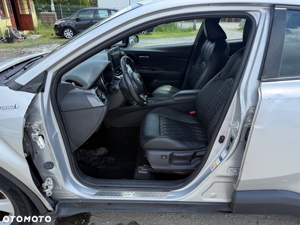 Toyota C-HR - 10