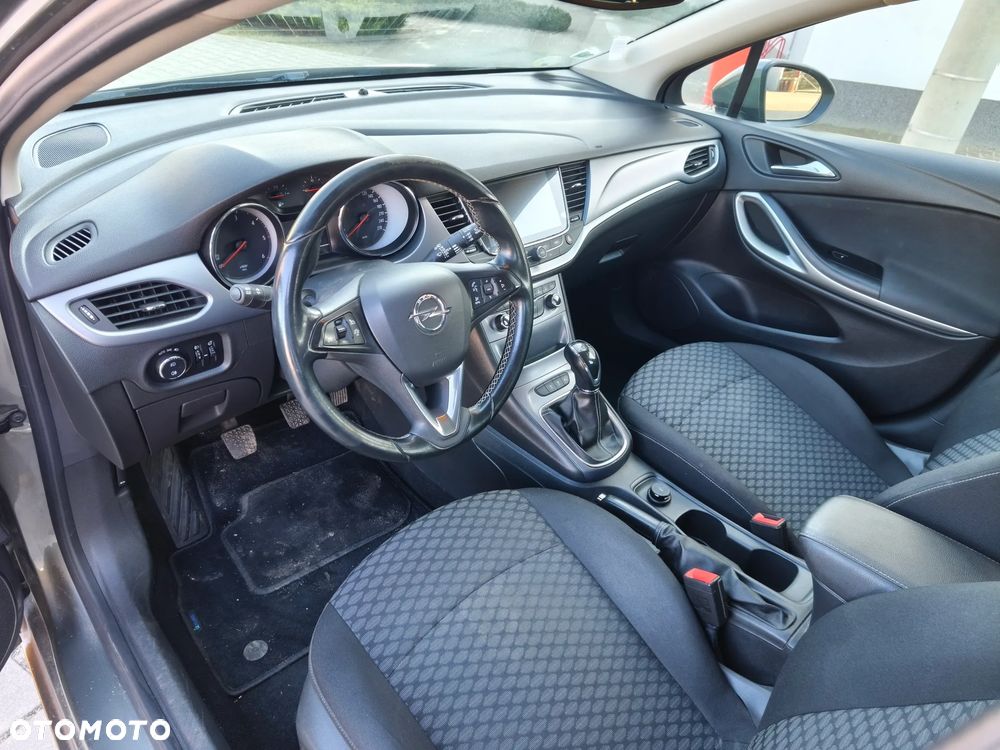 Opel Astra 1.6 CDTI Dynamic - 17