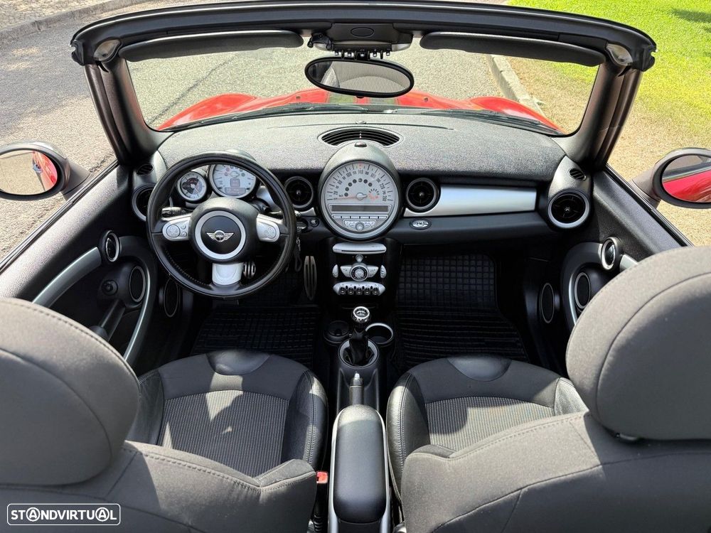 MINI Cabrio Cooper S - 16
