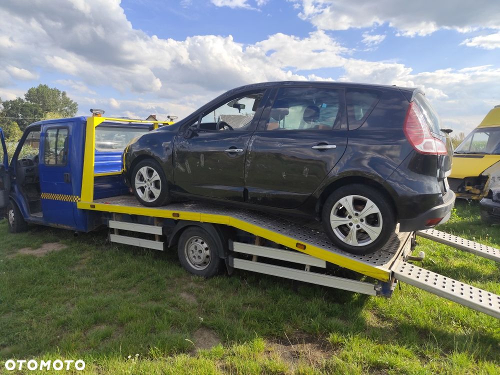 Renault Scenic - 3