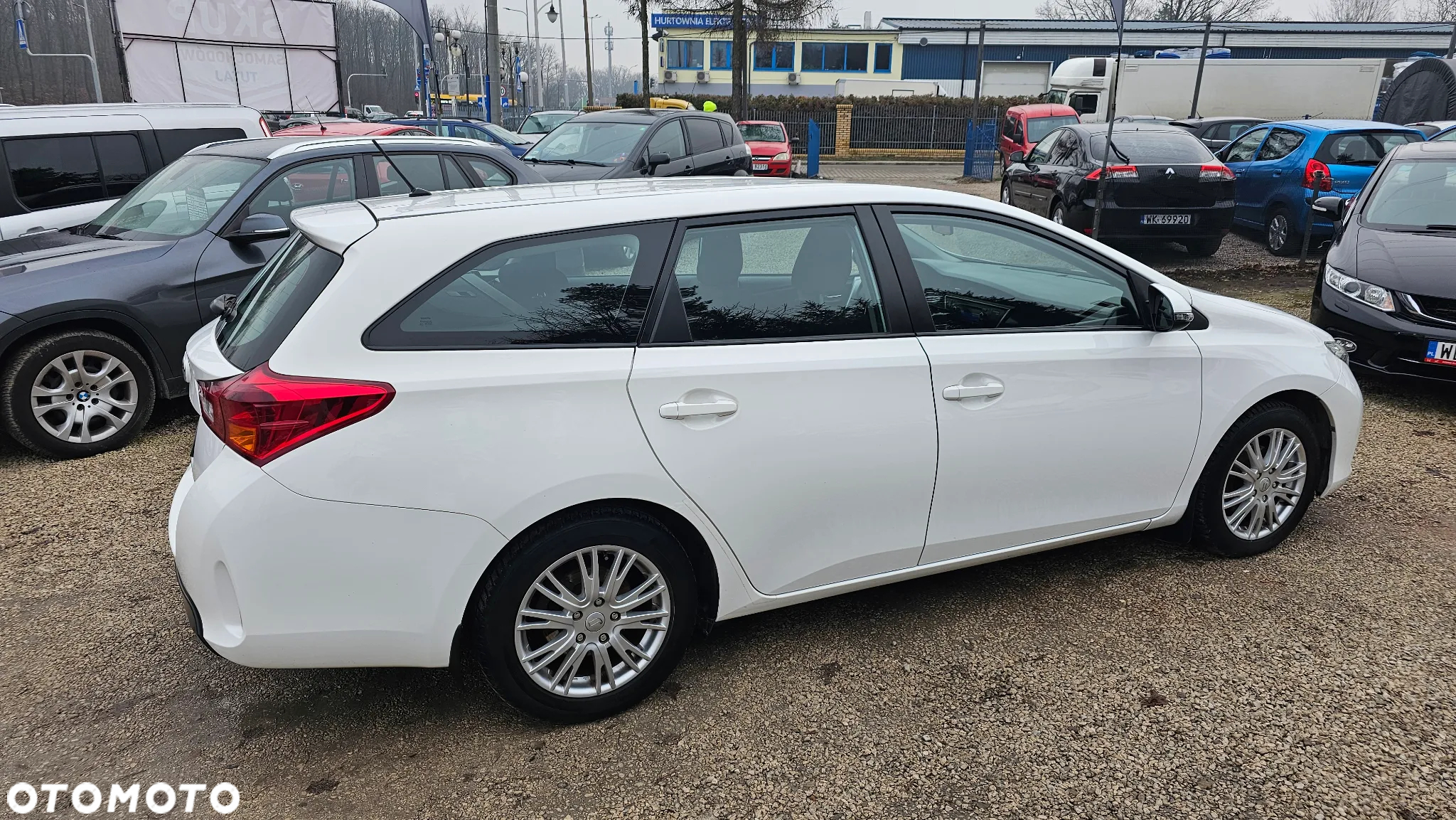 Toyota Auris 1.33 VVT-i Life Comfort - 27