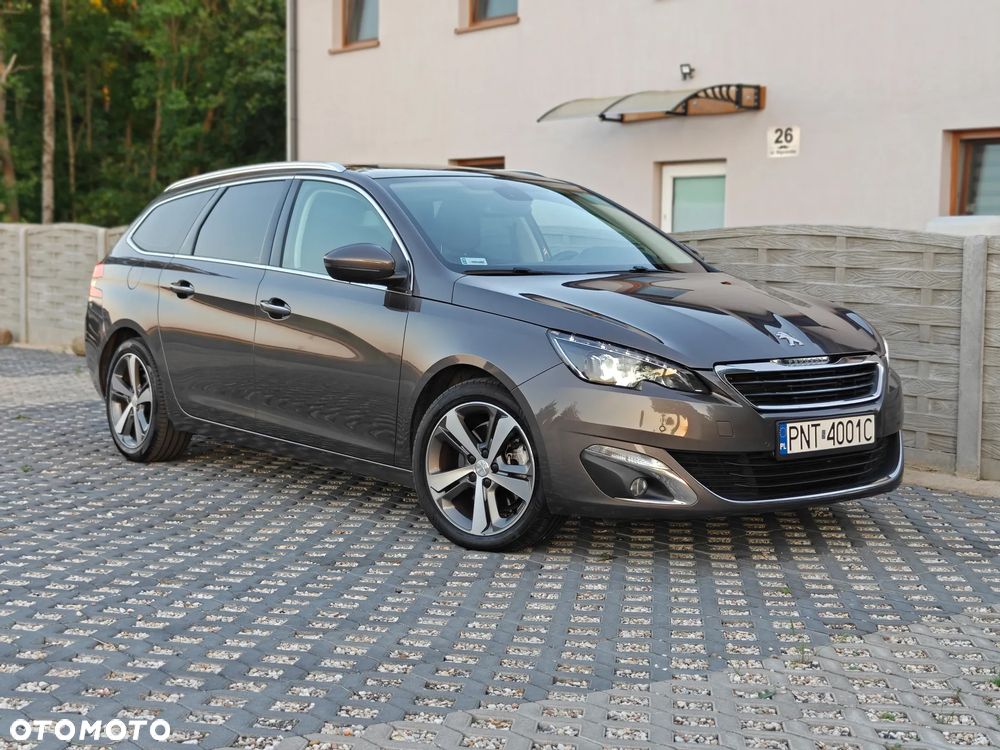 Peugeot 308 2015 photo 2