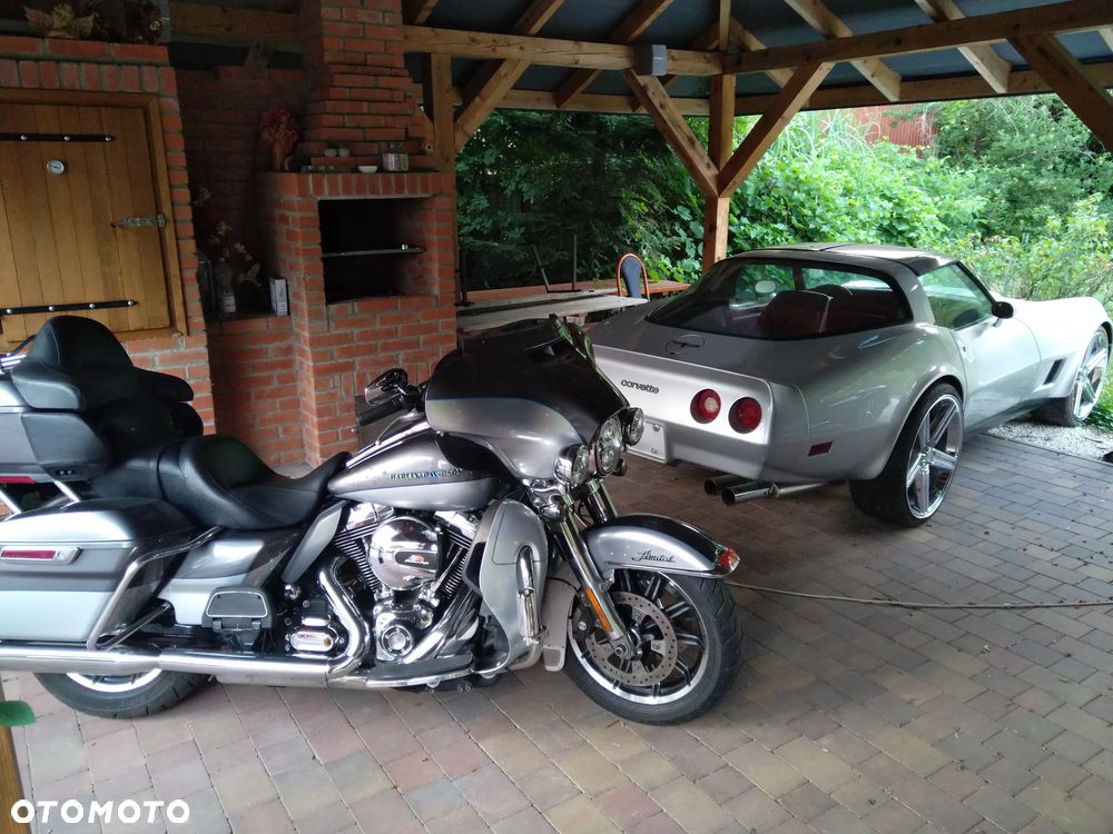 Harley-Davidson FLHTCU Ultra - 1