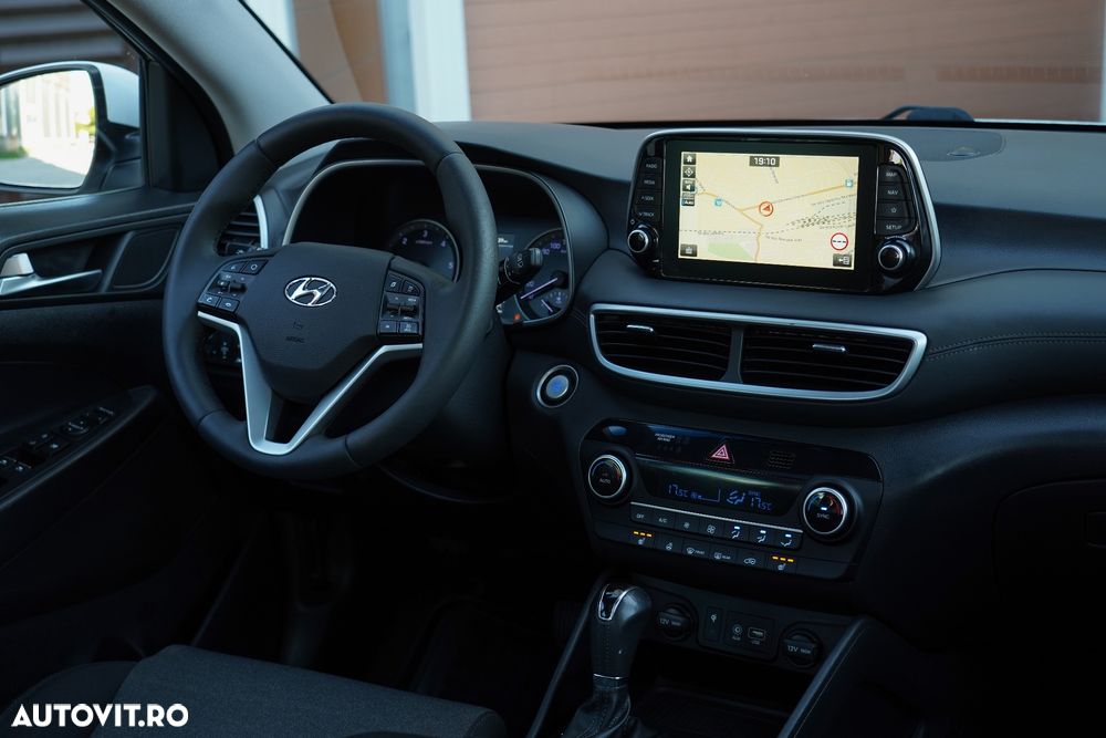 Hyundai Tucson blue 1.6 CRDi 4WD DCT Premium - 17
