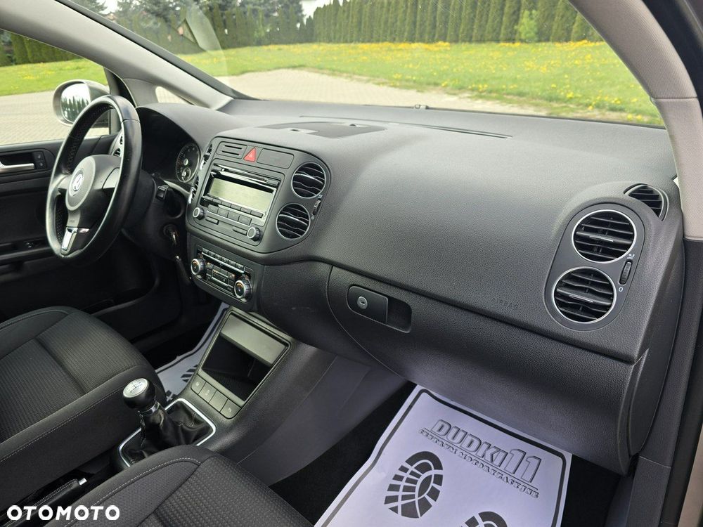Volkswagen Golf Plus - 23