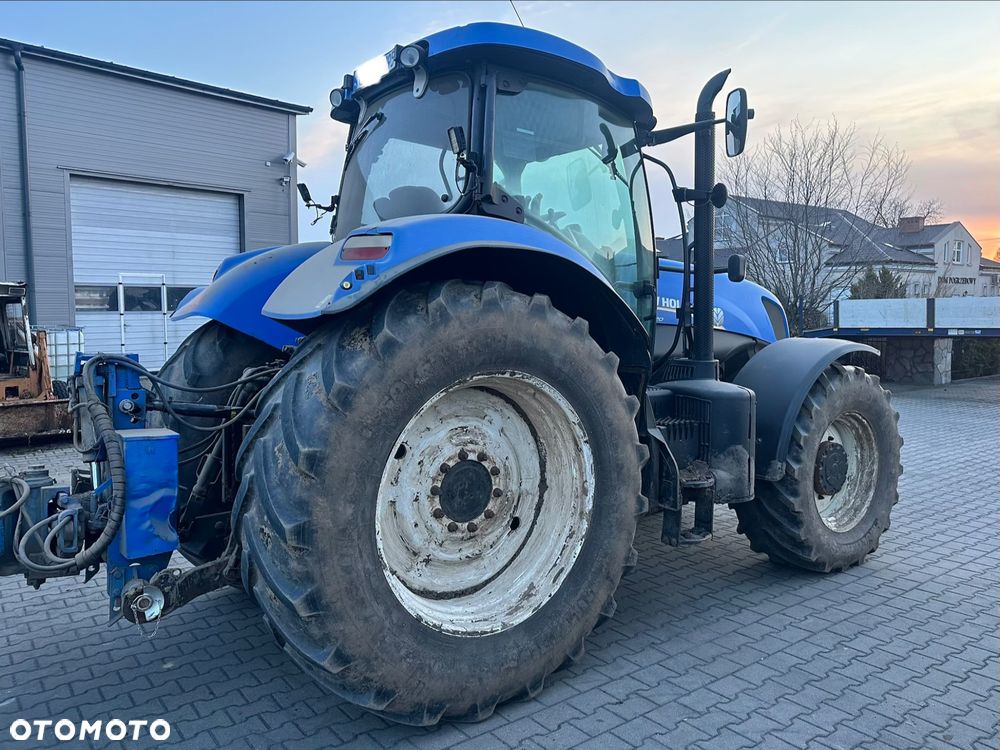 New Holland T7.220 * PowerCommand * PowerShift * - 4