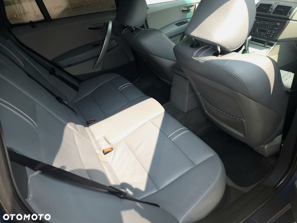 BMW X3 3.0d - 23