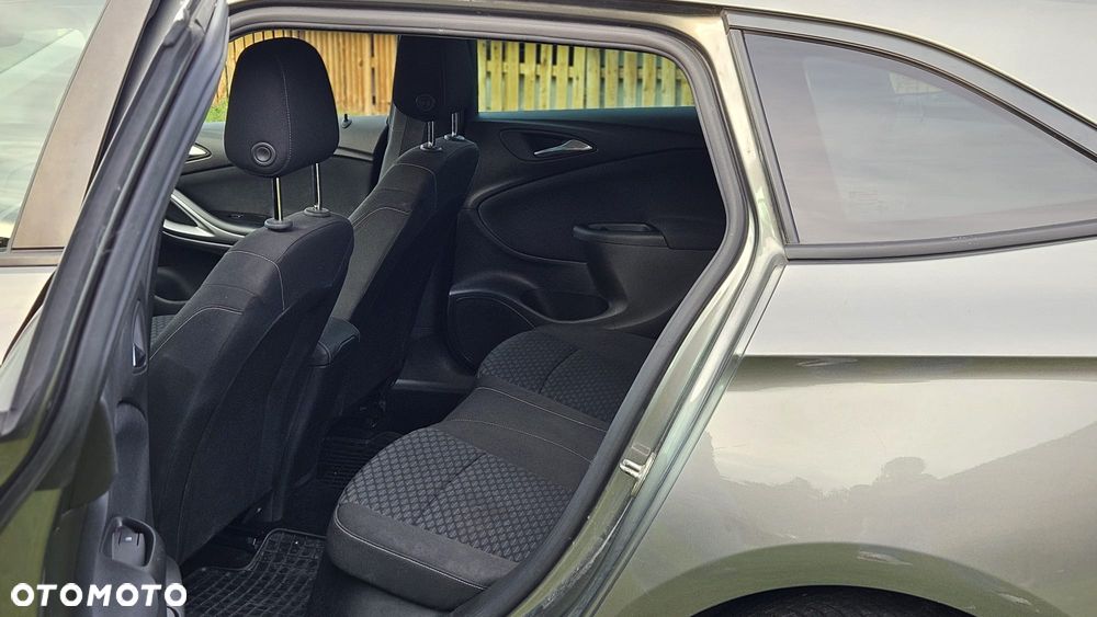Opel Astra 1.6 CDTI Enjoy S&S - 13