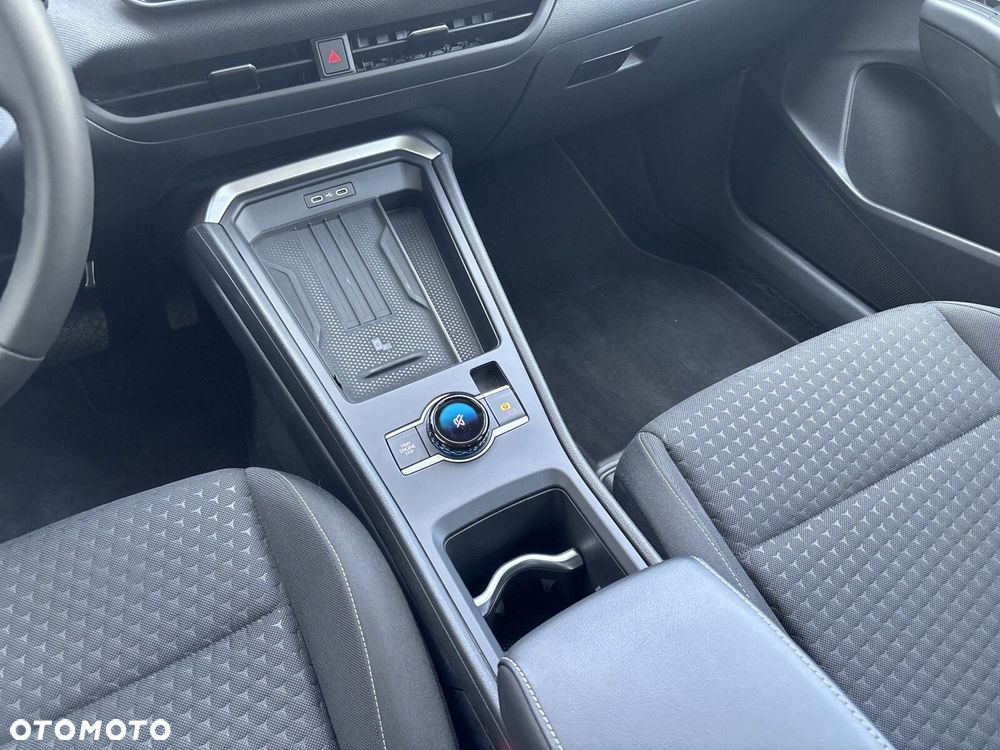 Volkswagen T-Roc - 16