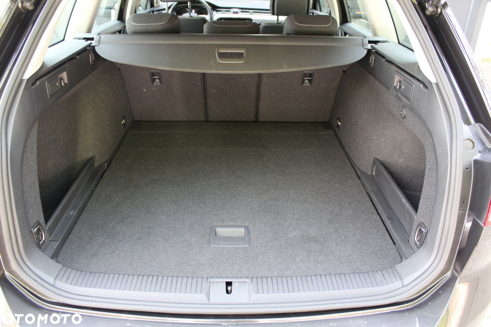 Volkswagen Passat 1.5 TSI EVO Business DSG - 14
