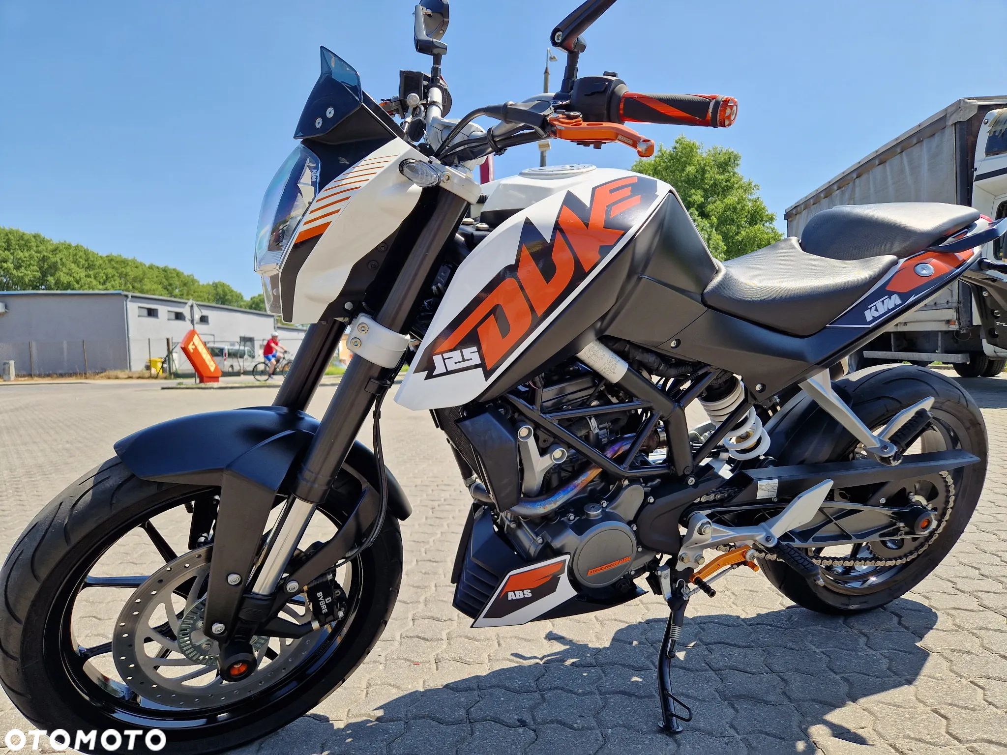 KTM Duke - 1