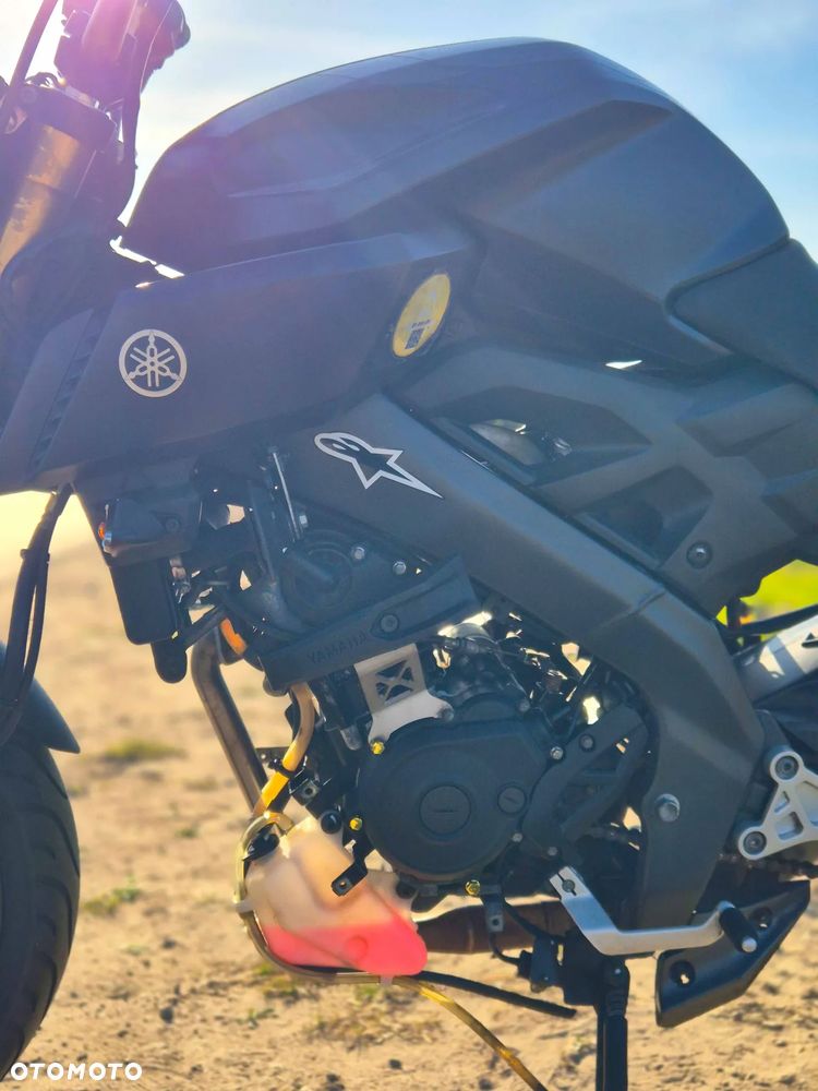 Yamaha MT - 19