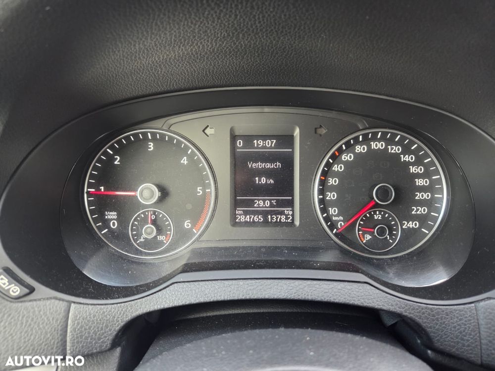 Volkswagen Sharan 2.0 TDI BlueMotion Technology Highline - 6