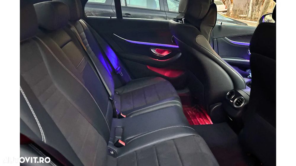 Mercedes-Benz E - 13