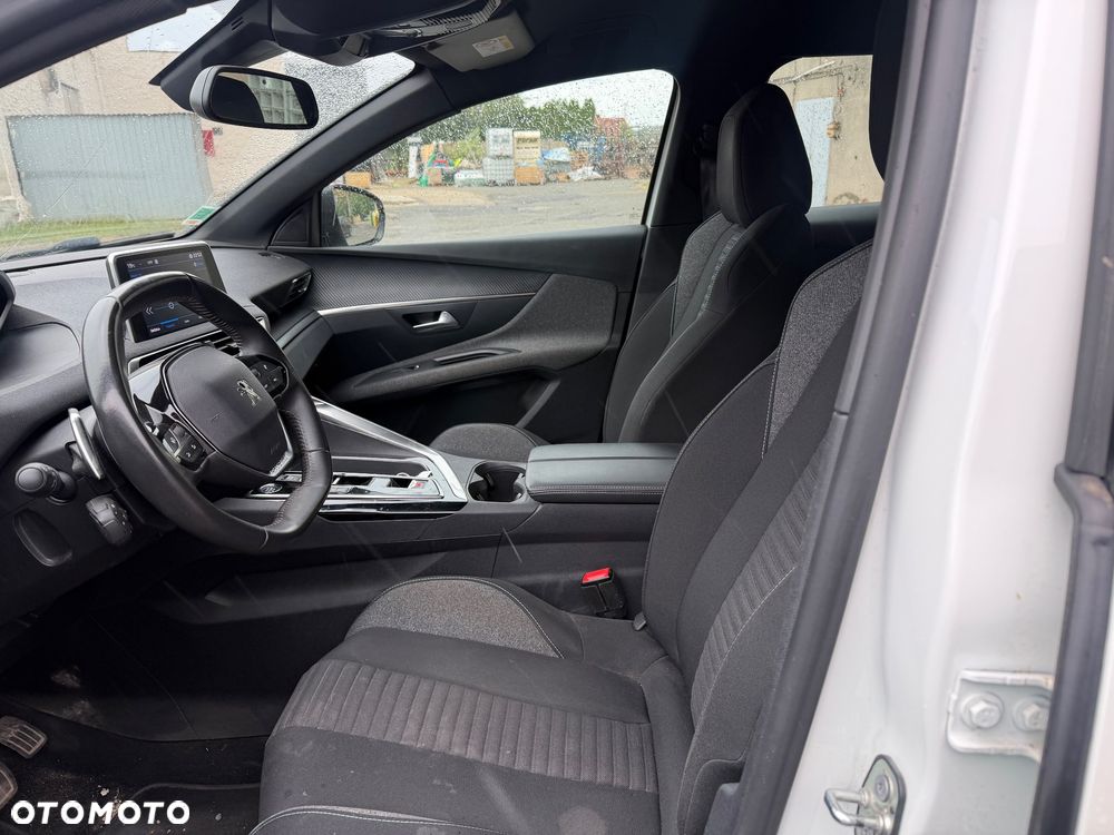 Peugeot 3008 - 10
