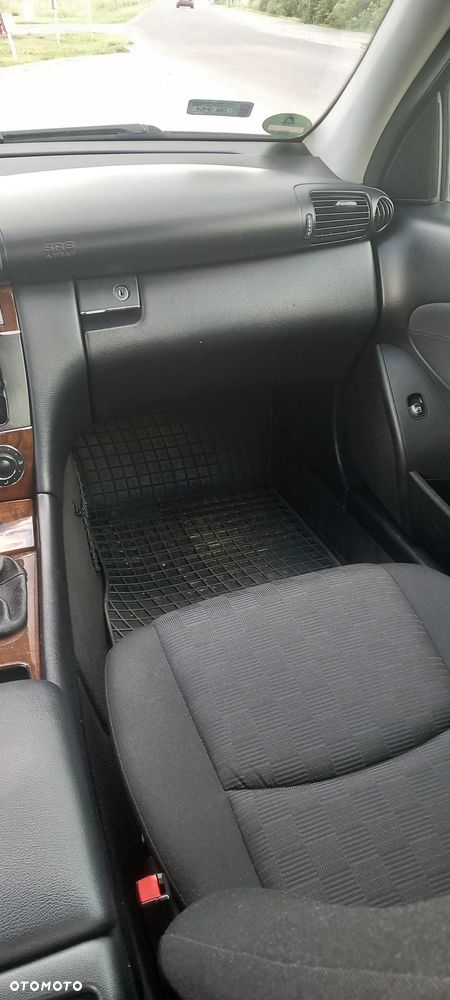 Mercedes-Benz Klasa C 180 Kompressor Classic - 21